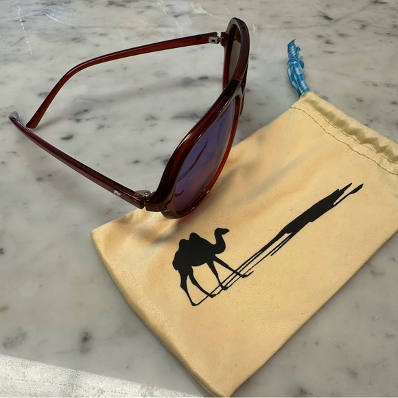 Humps Optics Aviator Sunglasses - Picture 5 of 5